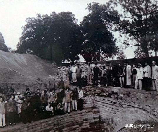 老照片：实拍1956年大明皇陵挖掘全过程，图九是万历皇帝的头骨